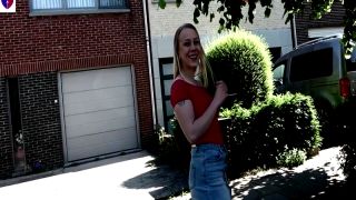 [[[SuperMisses.com] Big Stepsis helps build my sexual confidence - Lily Phillips] Lily Phillips Lights Up London With Her Charisma] Lily Phillips Lights Up London With Her Charisma-1