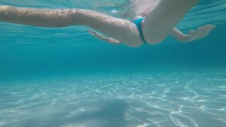 Young Couple Gets Caught Fucking In The Water  Amateur Public Beach-3