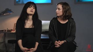 Elise Graves, Yhivi - A Simple Case of Hysteria - Lesbians-1