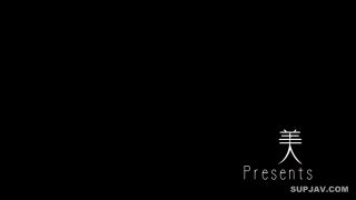 Reducing Mosaic BEB-069 女は男ヲW爆乳で犯ス-Lカップ×Iカップ規格外デカ乳で男根を喰らう小旅行- 桜木莉愛 初見果梨奈-2