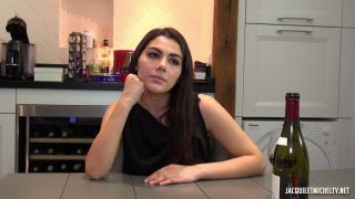 Valentina Valentina, entre macarons et trois lascars (Big Tits porn)-1