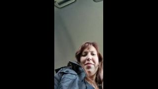 Daphne Laat Daphnelaat - horny in the car hihi x 12-10-2021-5