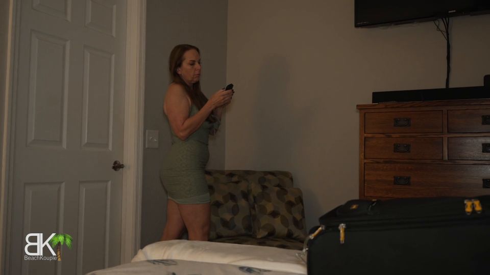 Sharing A Bed With My Hot StepMom Big Ass Milf 2