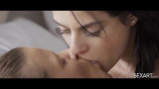 Sarah Kay & Mia Trejsi  Feel The Beat-4