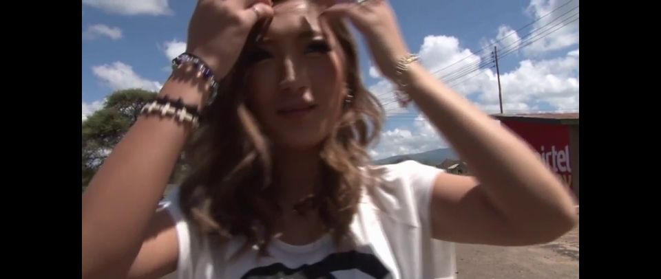 AIKA in search of sperm wild people of Africa (Toys)