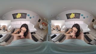 Eliza Ibarra - Special Surprise from Eliza Ibarra - VR Porn (UltraHD 2K 2020)-2