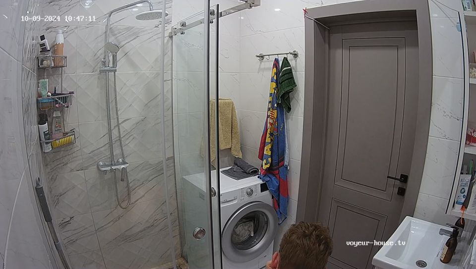 Guest Guy Morning Shower 09-10-2024 720P - Amateur
