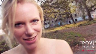 GERMAN BABE Drives NAKED In RUSH HOUR To FUCK DATE! Claudia Swea Dates6.-0