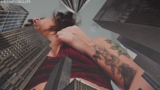 LTLGiantessClips - Mia Hope in Tiny Tampa Giantess SFX - Giants-6