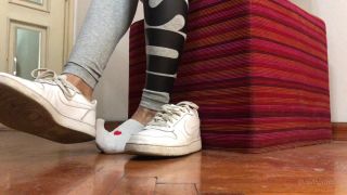 Dollhouse Studio - WHITE SOCKS IN NIKE SNEAKERS - Feet Worship*-2