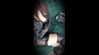 Goddess Domdeluxury - domdeluxury - Siterip - K2S - UBIQFILE () Let me teach you something about investments-1