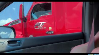 Hairy wife flashing truck drivers Hairy!-1