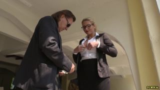 [K2S.CLUB] TatjanaYoung - Blonde Sekret?rin Liebt Gro?en Schwarzen Schwanz Im Mund - Big-George - FullHD 1080P-3