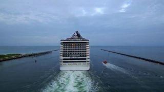 Sizzling Night Passions XXL: Ultimate Adult Fantasy Show-9