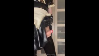 reflexion latex 2022-12-26 Cumming into my hands always seems to spill so much if only   u9275i-7