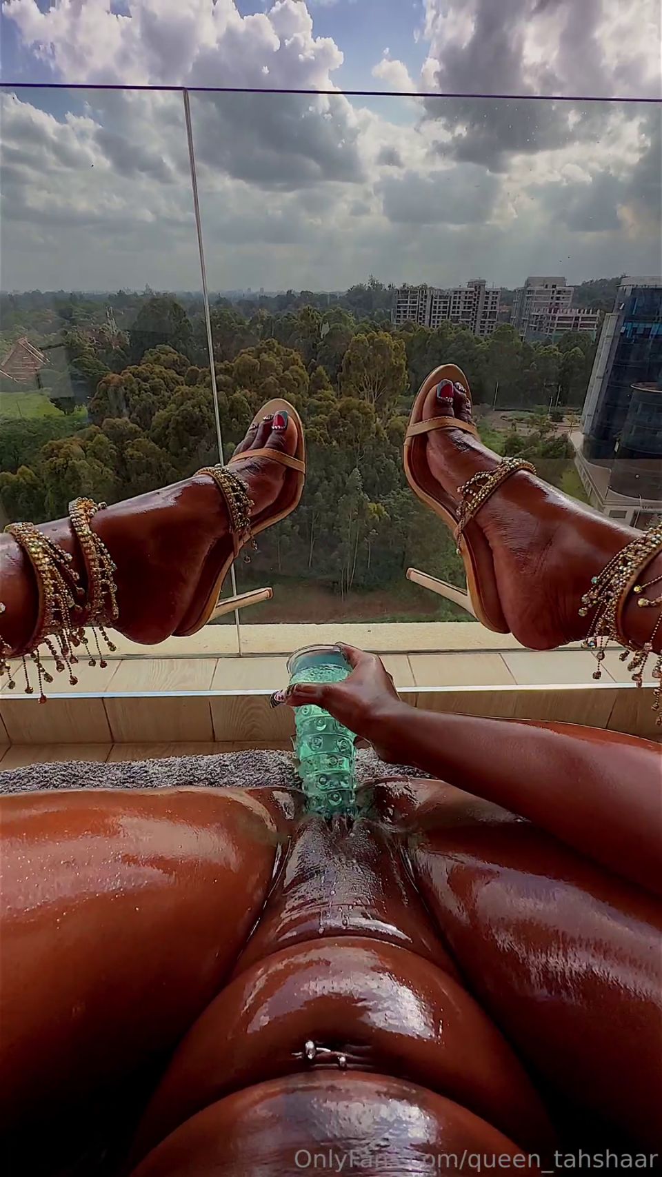 queen tahshaar qt194