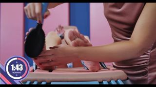 TicklingShow - Megan Murkovski.-2
