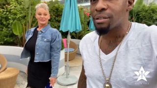 Fan Meets Favorite Porn Star Kaden Kole And Get A PUBLIC Blowjob Before.-5