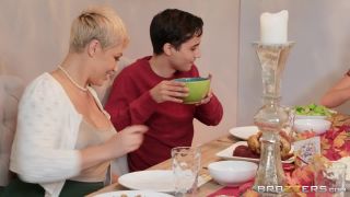 Ryan Keely Eating Out for Thanksgiving (Amateur porn)-7