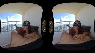 Miss Lexa VR Porn Adventure: Photographer Scores with Hot MI-2