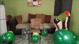 Custom Fetish - Amber as Milla Bassett Sit Pop 02 - Fetish-1