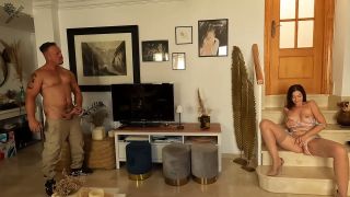 MaryHaze: Caught & Fucked Hardcore by Roommate! [FullHD]-2