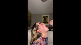 Lily Alcott OF Hot Fuck And Facial Onlyfans (Amateur porn)-9