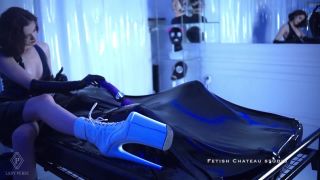 Ladyperse - slave in vacbed treated with magicwand -  Femdom-8