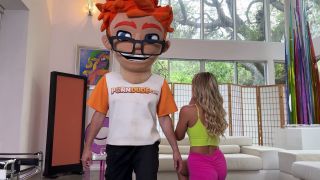Savvy Suxx - She Lives Up To Her Name 2160P - Porndudecasting-1