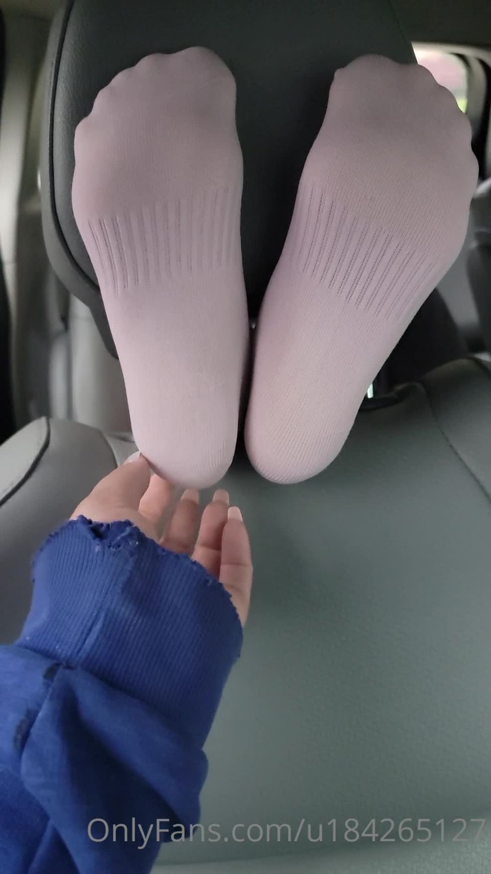 TickleMeAmy - Car Headrest Tickle – Tickling Videos.