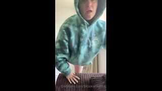 Brookie Little - brookielittle33 () Brookielittle - good morning my horny lads sexy content on the way iv sent you all a freebee too to star 02-05-2021-1