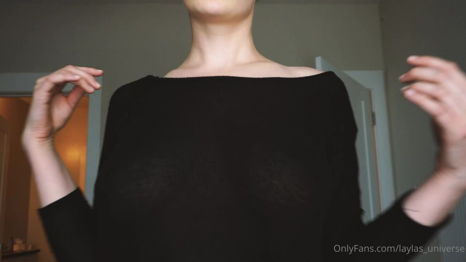 Laylas universe () Laylasuniverse - national no bra day is wonderful for so many bouncy and squishy reasons free the boobies 13-10-2021