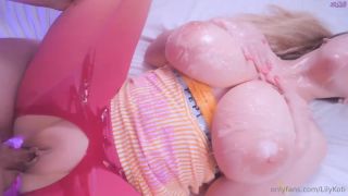 Lily Koti Fucking Like a Sex Doll-5