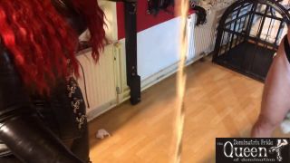 Queen Dominatrix Frida – Queen Dominatrix Frida – Slave In Pillory-6