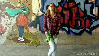 Chrissy Fox's Hot Bladder Bulge Action Revealed-0