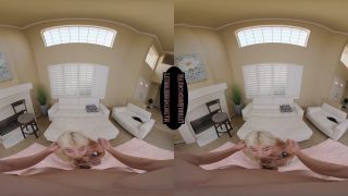 Lilith Loves Big Cock In Her First VR - Gear VR-1