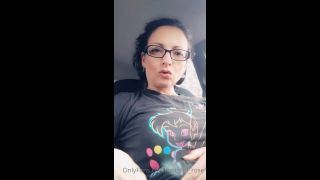 Miss Dawson - themissdawson ThemissdawsonDriving to get my neck wound checked up - 27-06-2020 - Onlyfans-3