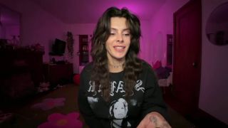 Mature Shanrozay Shanrozay Teases in Kinky Threesome Toy Play Video-9