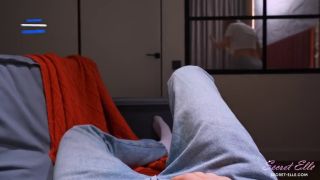 Horizontal Media Stepmoms Visit Stepson in Paris Turns into a Sleepover with Creampie-2