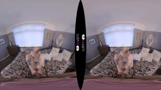 LustyVR Em Yang 4K Oculus VR Tease cum Showdown-3