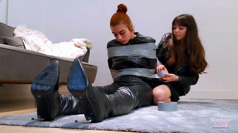  Femdom porn Bondage Kitties - Deceived, tied up and robbed by her friend  Femdom