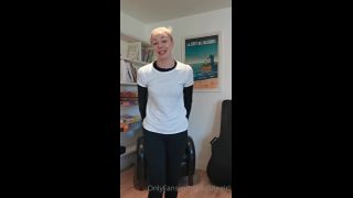 UKCuteGirl () Ukcutegirl - practicing twerking 10-02-2021-9