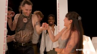 7200 Tinder in Real Life 4 ersties de 1080p-9