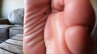 free adult video 18 Goddess Zephy - Fitness Chick FOOT Odor! on feet porn black feet fetish-1