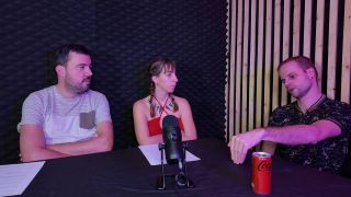 Maxime Horns,Rea Doren,Good Girl And Dad - INTERVIEW avec un ONLYFANS BOY à temps plein - Maxime Horns-1