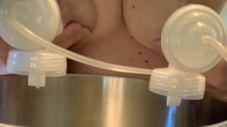 free adult clip 38 yummyfreshMILFmilk – Breastmilk Titty Cakes for Breakfast - breast milk pumping - fetish porn smoking fetish xxx-2