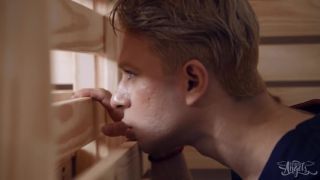 Sauna Spy (Shemale porn) Daisy Taylor-1