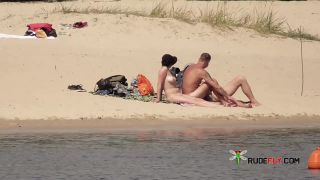 DD BBW For The Nude Plage Hidden nudism -7