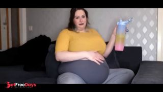 Filling my Pregnant Belly with Water-2
