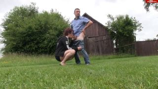 [K2S.CLUB] Popp-Sylvie - Eben mal im Garten gefickt - HD 720P-4